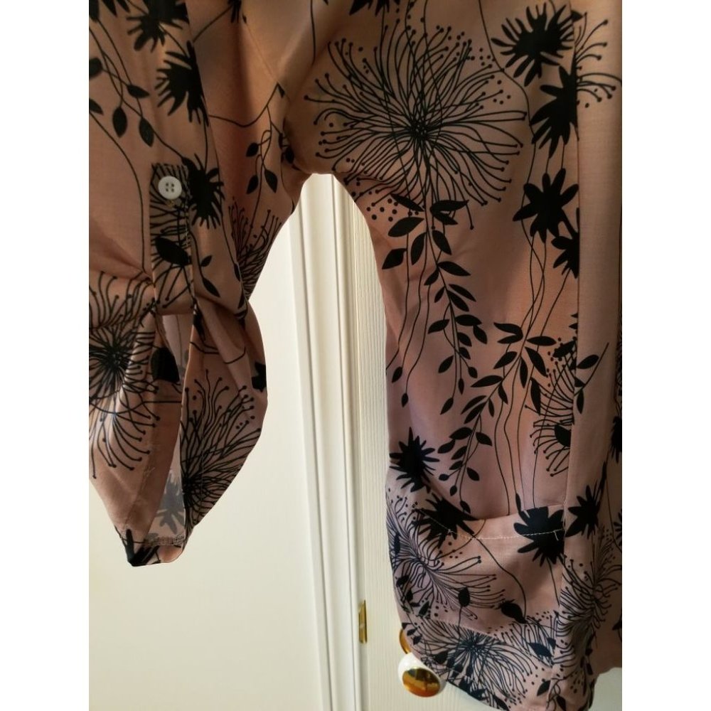 blouse - Picture 4 of 4